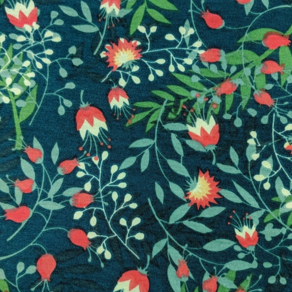 Lularoe Julia - Picture 2 of 5